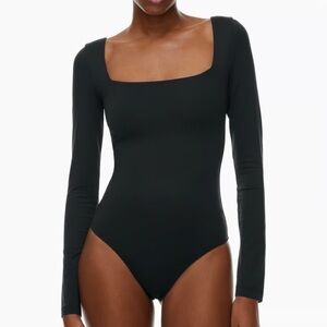 Aritzia Babaton Contour Squareneck Longsleeve Bodysuit women’s XS black